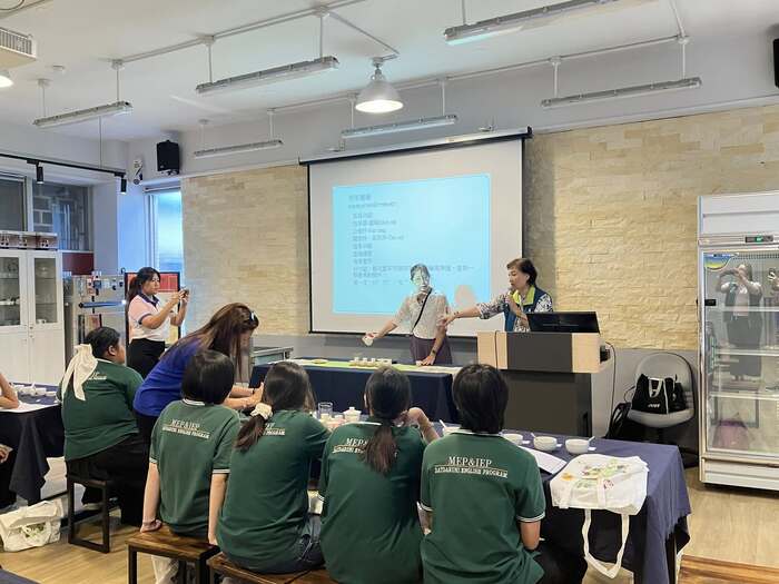 Jinwen University of Science and Technology (JUST) (景文科大)was honored to welcome Datdaruni School from Thailand on October 9 for a day of immersive cultural and professional learning.圖片