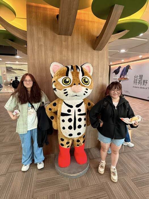 International Cooperation&Cross-Strait Exchanges Center ##..~~.~.~.~~.~.~圖片