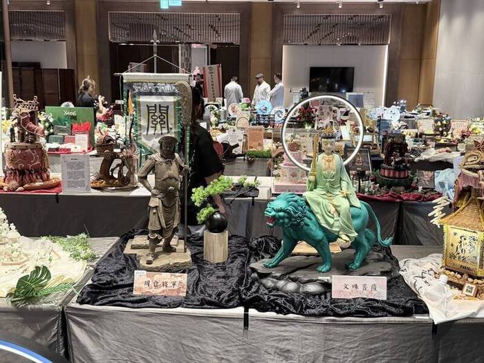 International Culinary Competition Attracts 200 Talented Chefs from 4 Countries to Compete; Fruit and Vegetable Carvings Showcase Lifelike Skills. (20260528)圖片