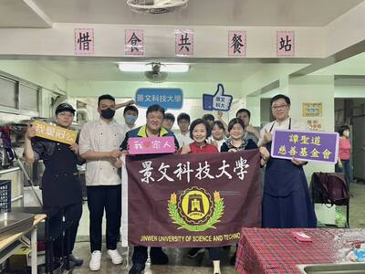 JUST’s charity kitchen celebrates White Valentine’s Day with the elderly