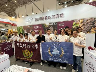 2025 Taipei International Baking Show, teachers and students from the Department of Food and Beverage Management at JUST were invited to participate in the exhibition