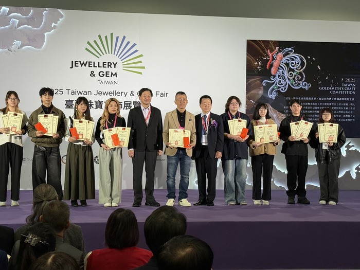 Wen-hao Yang, Department of Visual Communication Design, JUST.圖片