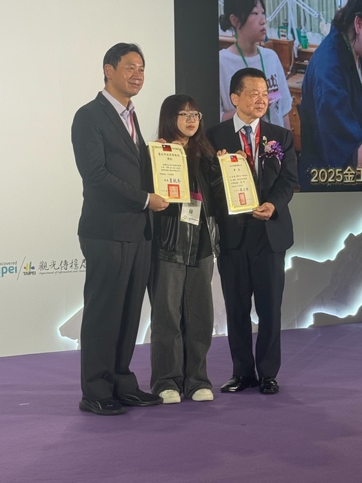 Wen-hao Yang, Department of Visual Communication Design, JUST.圖片