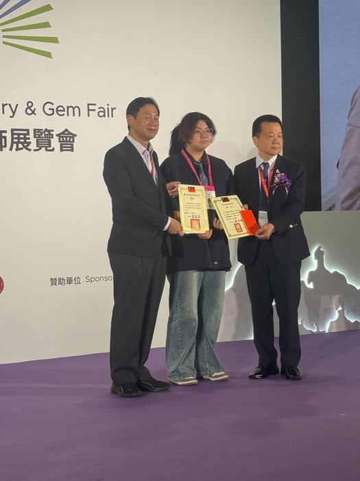 Wen-hao Yang, Department of Visual Communication Design, JUST.圖片